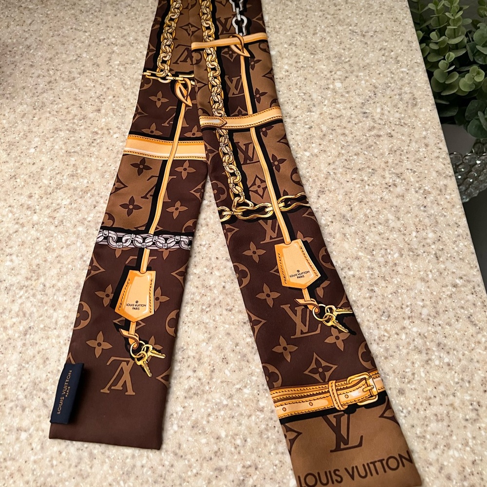 Authentic Louis Vuitton Scarf\Bandeau